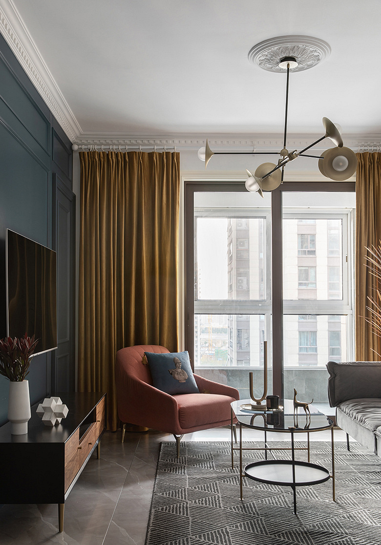 烟台室内装修：品味时光雕刻的法式浪漫