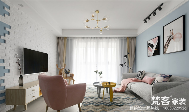 整体色调定位为灰蓝色，灰蓝色的包容感很强，能衬托出其它颜色的鲜艳却不失整体空间的平衡感。淡山茱萸粉虽然延续了粉红的甜美，却不会让人感到过分甜腻，且多了一分清新气息。配色选用的是柠檬黄，柠檬黄属于比较经典的配色，搭配着淡山茱萸粉就像是花瓣和花蕊的关系。			
