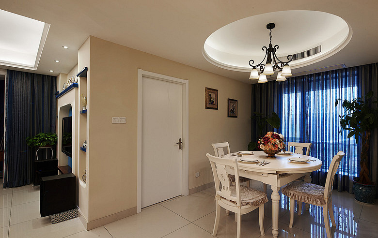 130平米的房子，做成温馨的地中海风格，打造恬静唯美的视觉空间。