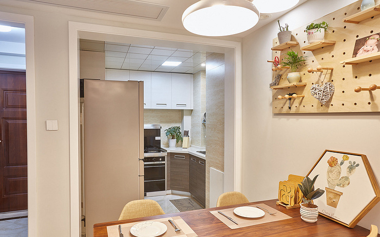 简约风格装修案例  鸿图装饰