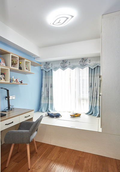 简约风格装修案例  鸿图装饰