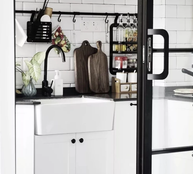 烟台装修收纳攻略:小厨房藏的下大秘密