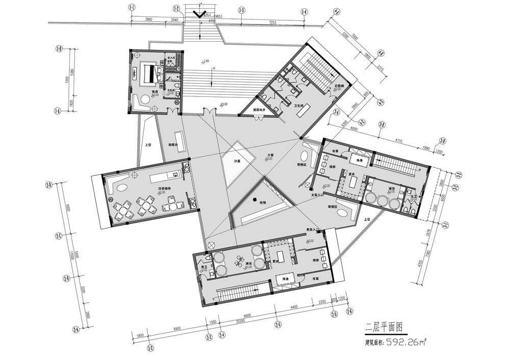 这是一个肩负双重功能的体验空间，即是温泉酒店建成前的一个体验馆，也要包括温泉地块内商业别墅的一个楼盘介绍。