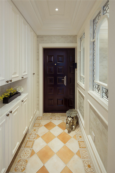 烟台装饰设计案例分享：流离在法式格调的浪漫，纯粹而美丽