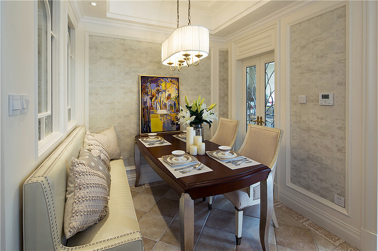 烟台装饰设计案例分享：流离在法式格调的浪漫，纯粹而美丽